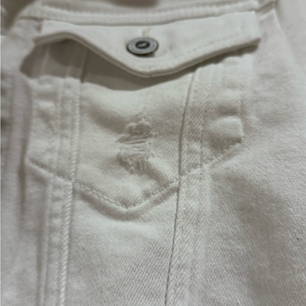 Hollister Women's Cream Cropped Denim Jacket - Picture 6 of 11